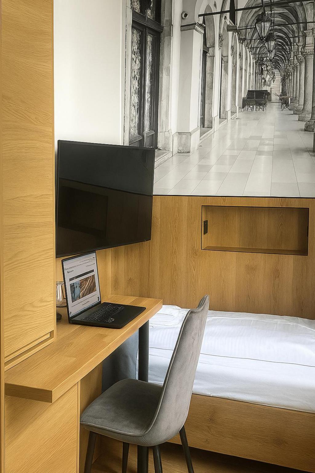 Medhotel Smart Krupnicza W Krakowie Hotel 3*